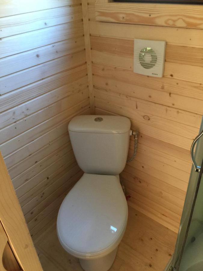 Roulottes Du Chalet Des Pins Rougeou Ngoại thất bức ảnh