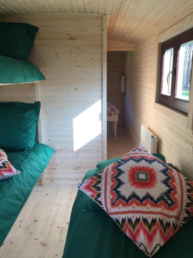 Roulottes Du Chalet Des Pins Rougeou Ngoại thất bức ảnh